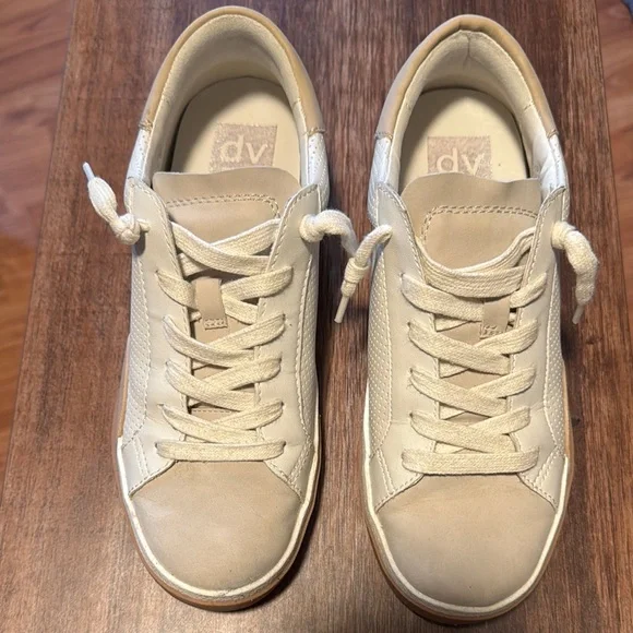 DV by Dolce Vita Hillow Sneakers 7.5 - Picture 5 of 8